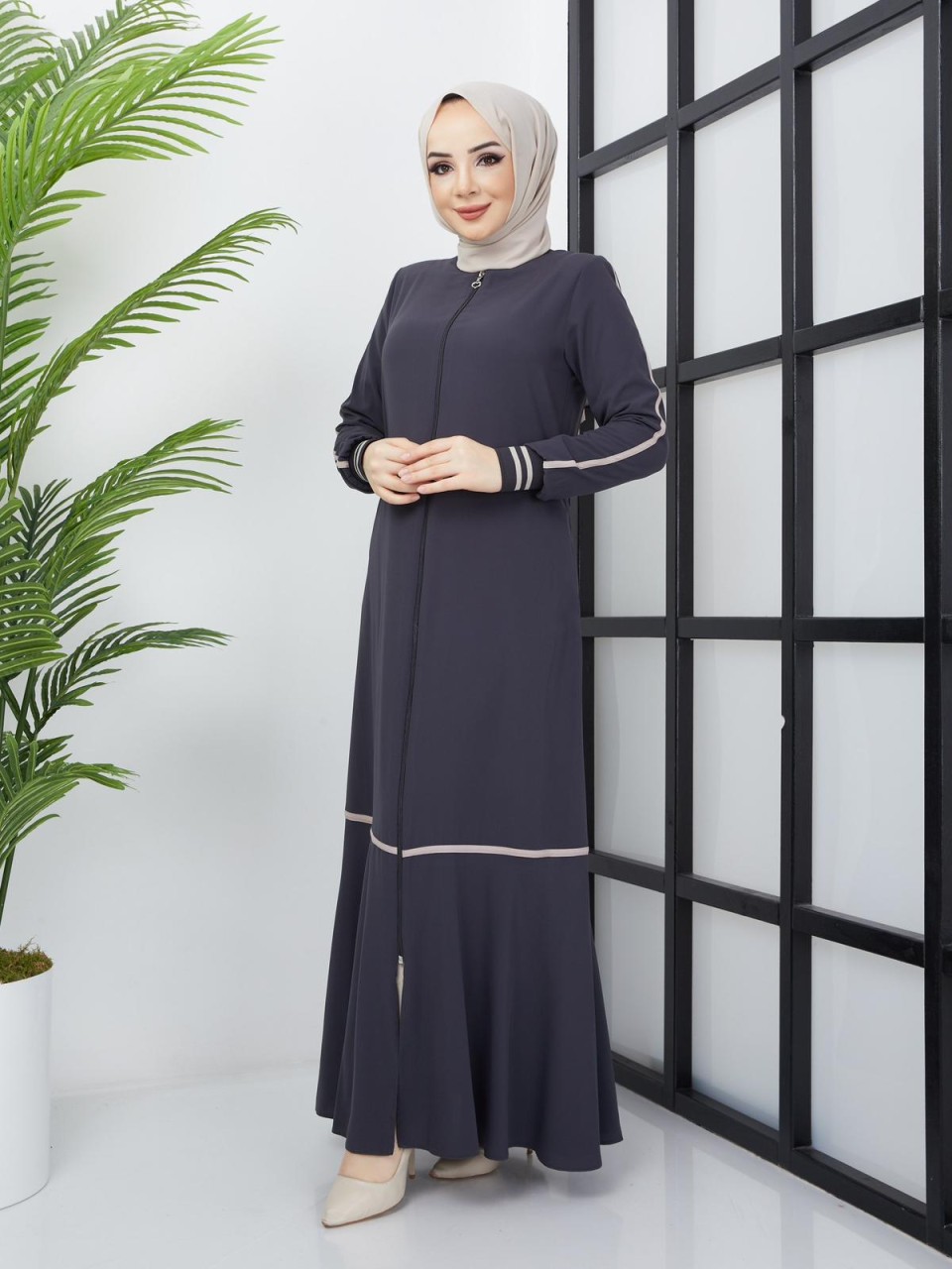 Medina Silk Abaya color 5